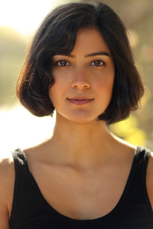 Rakhee Thakrar