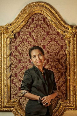 Cherry Malvar interpretando a 