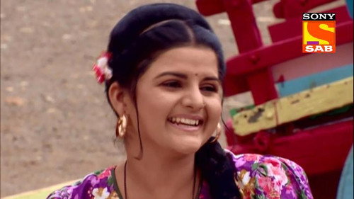 Chotu Mama Falls Asleep On Theater's Roof