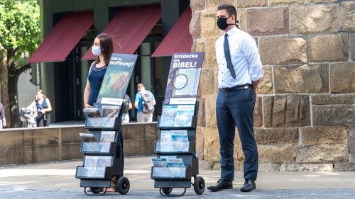 Escena del episodio 1451 de la temporada 32 de Stern TV