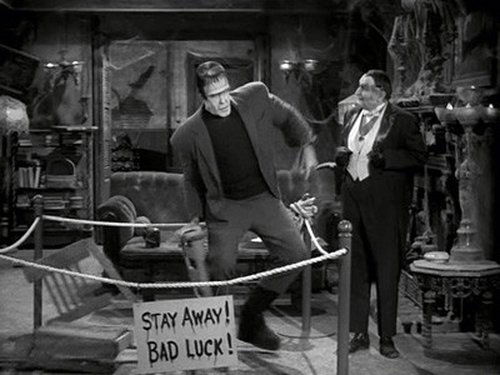 The Munsters: 2×21