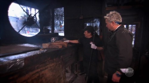 Escena del episodio 4 de la temporada 12 de la serie Diners, Drive-Ins and Dives