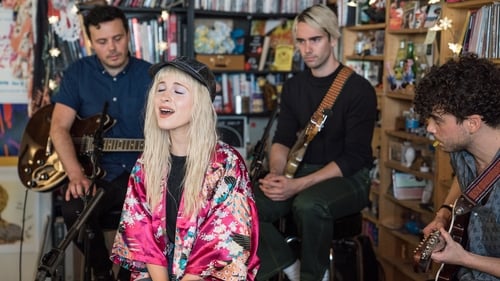 Poster della serie NPR Tiny Desk Concerts