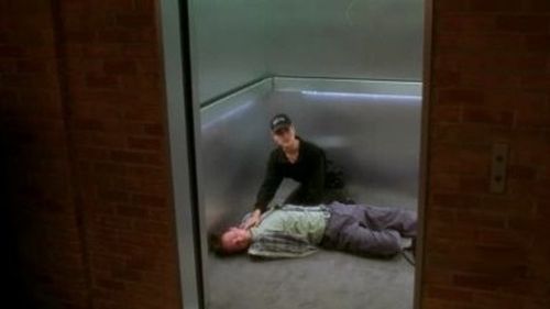 NCIS, S03E22 - (2006)