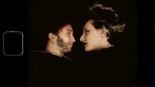 Moi et mon Double Backdrop Blur