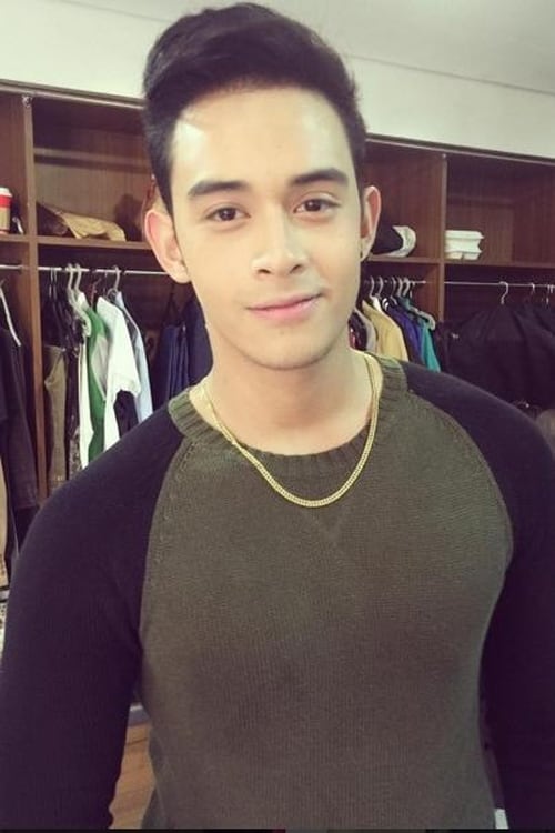 Diego Loyzaga is