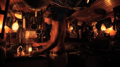 Twenty Eight Feet: Life on a Little Wooden Boat