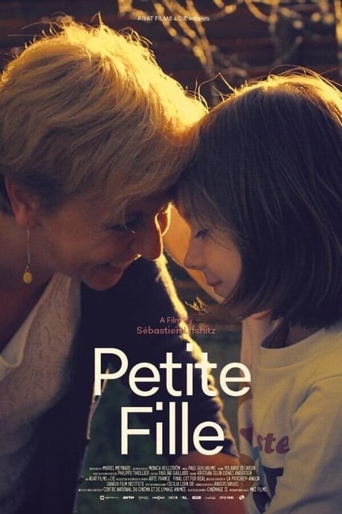 Petite fille (2020) poster