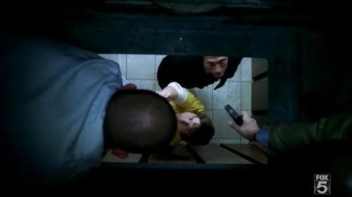 Prison Break: Em Busca da Verdade: 2×2