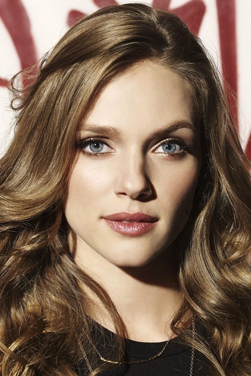 Kép: Tracy Spiridakos színész profilképe