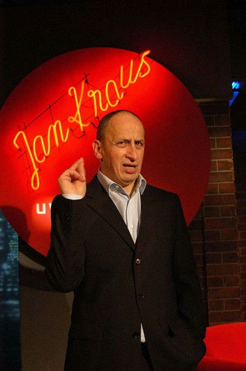 Escena 2 de Uvolněte se, prosím