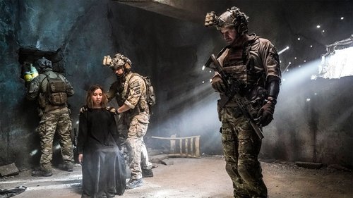 Escena del episodio 12 de la temporada 2 de la serie SEAL Team