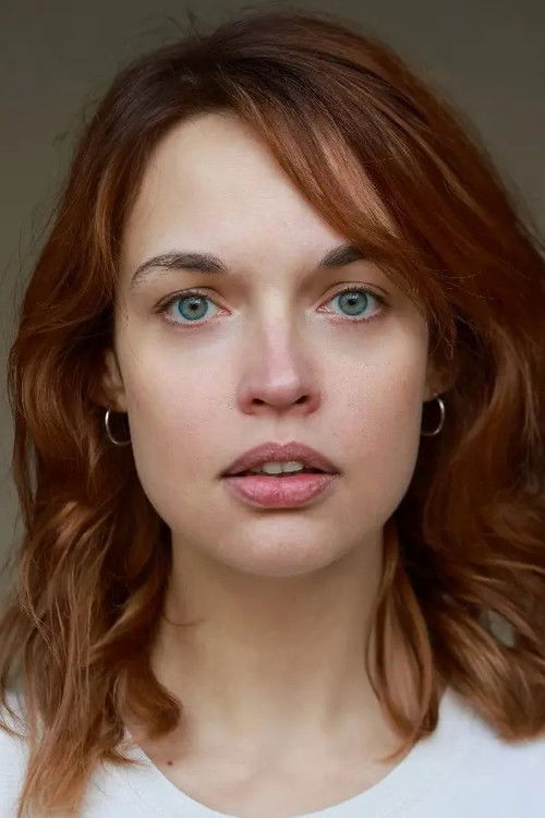 Kép: Aggy K. Adams színész profilképe