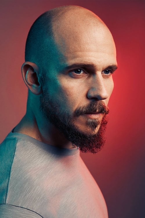 Kép: Gustaf Skarsgård színész profilképe