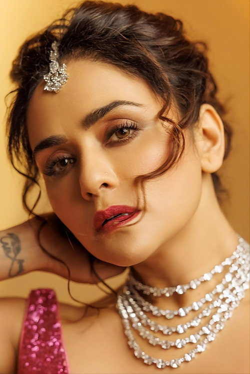 Amruta Khanvilkar