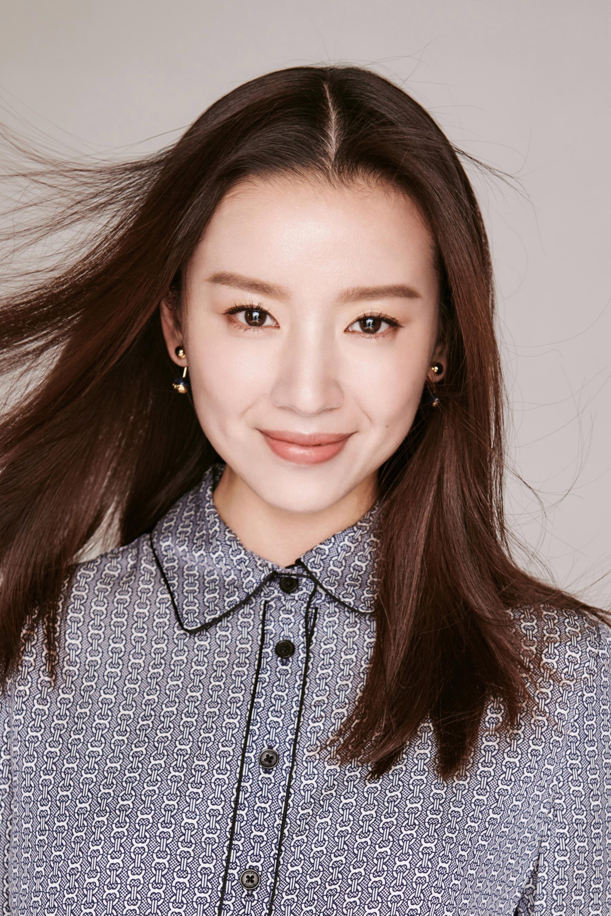 Dong Jie's poster