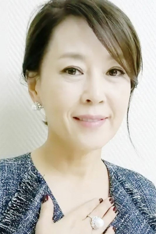 Cha Hwa-yeon's poster