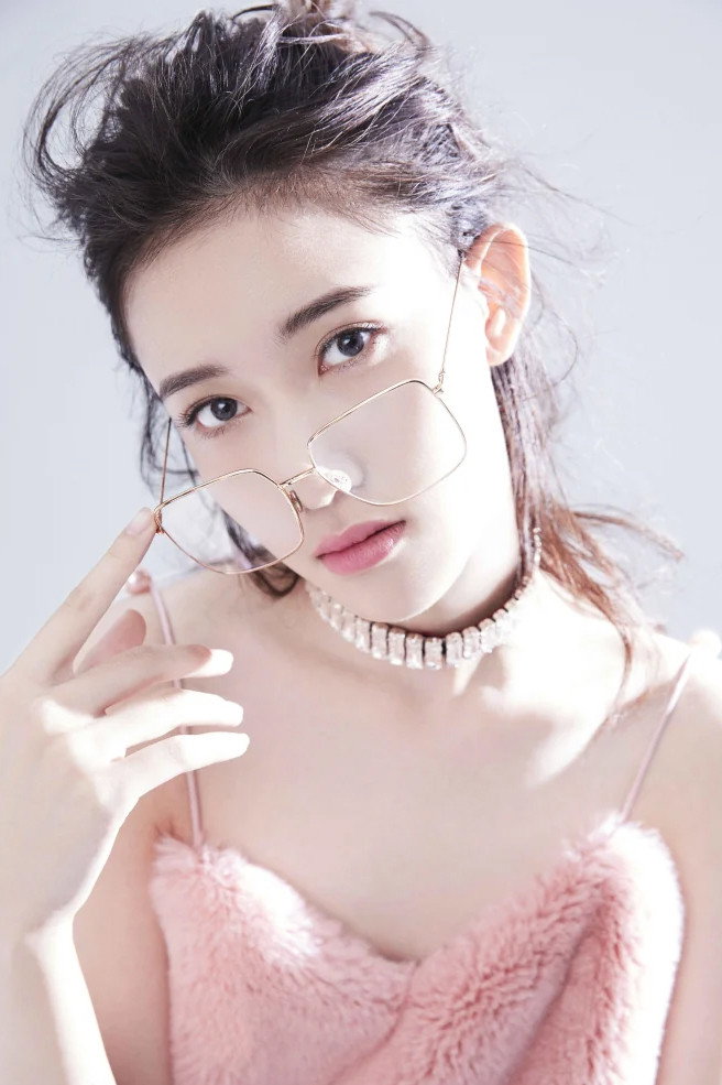 Ming Ziyu's poster