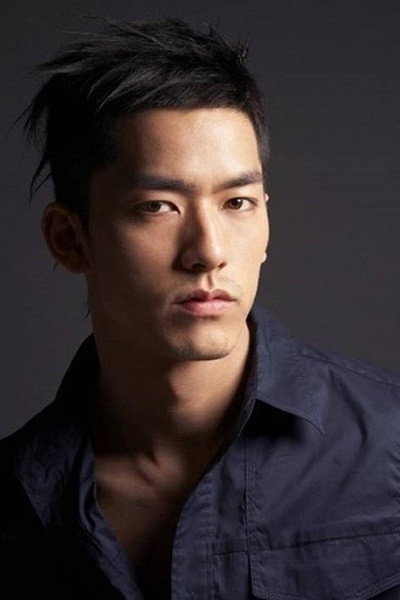 Lee Yong-woo's poster