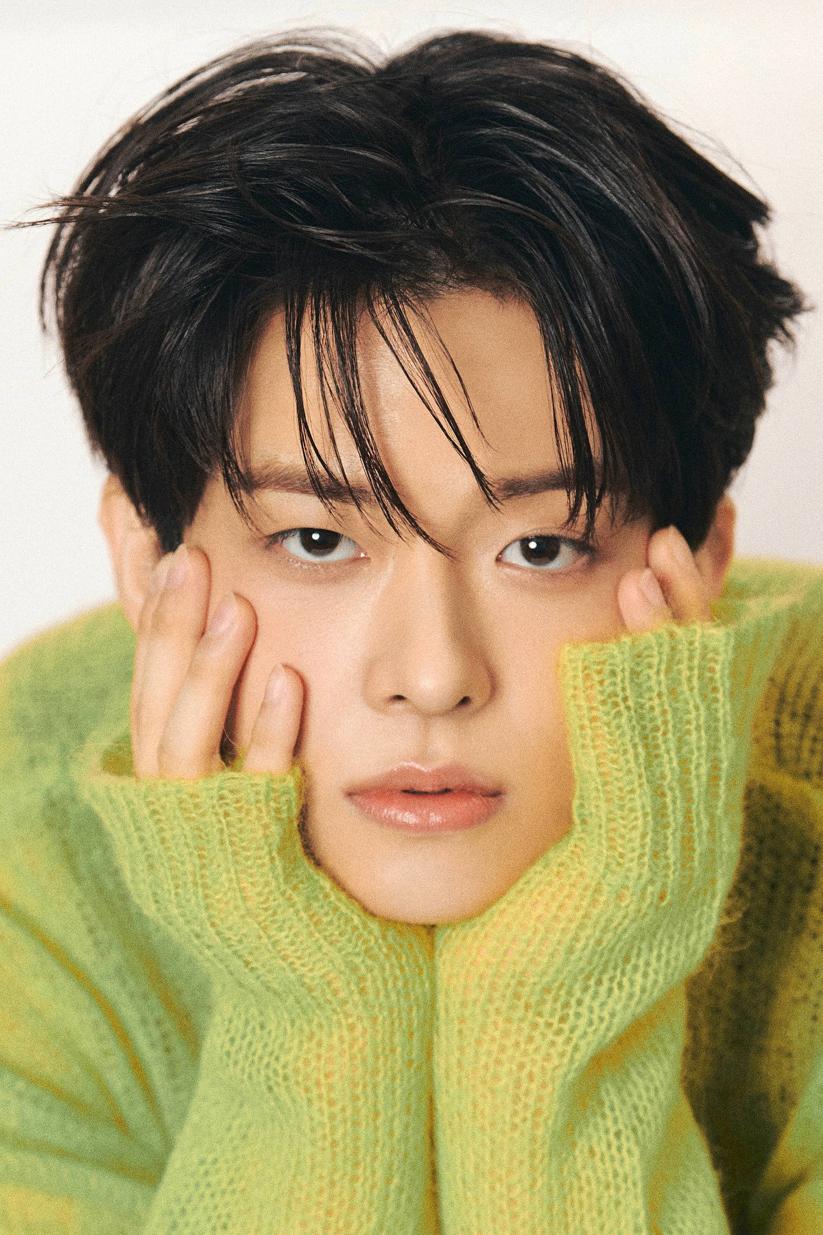 Jung Su-bin's poster