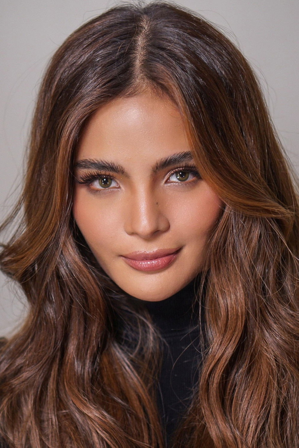 Lovi Poe's poster
