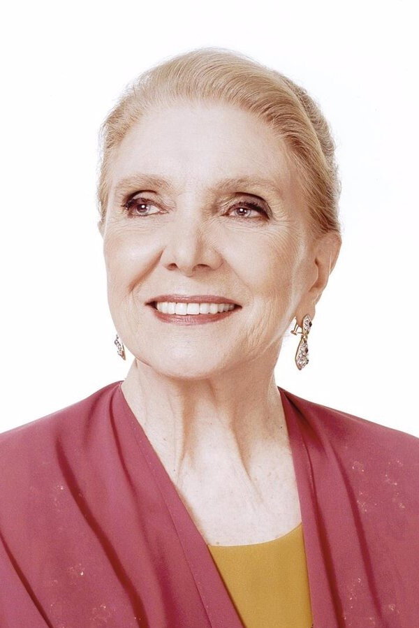 María Dolores Pradera's poster