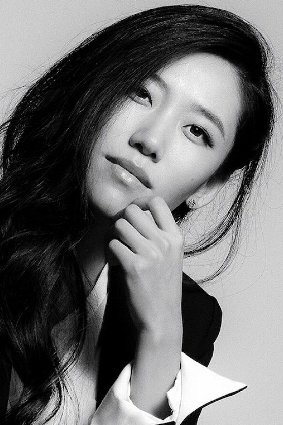 Queena Li's poster