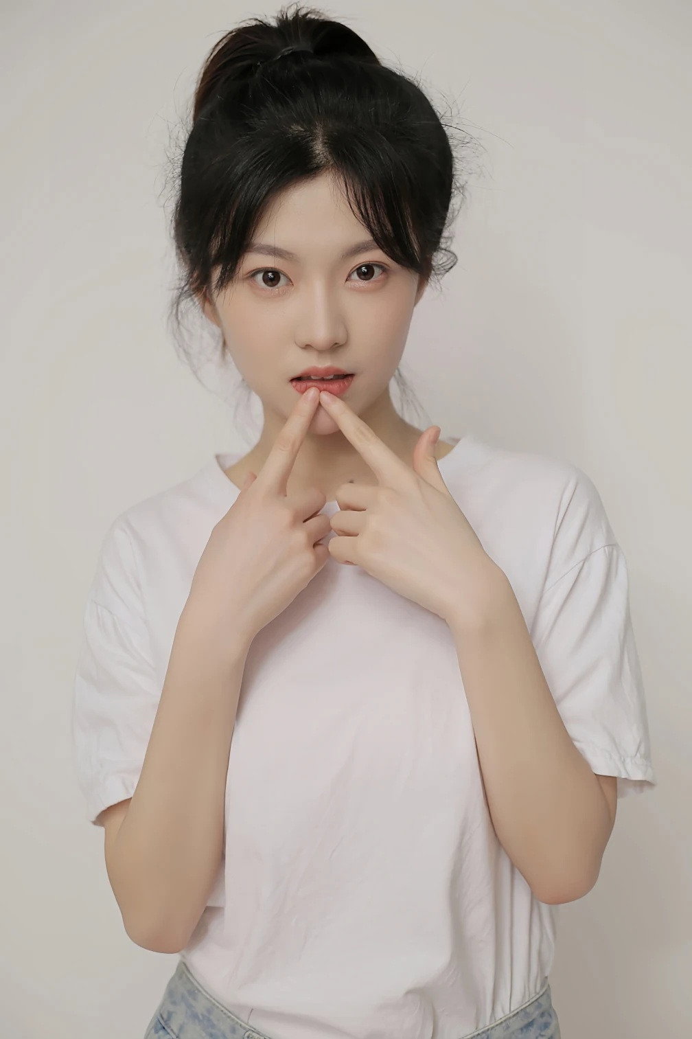 Cheng Chaoyue's poster