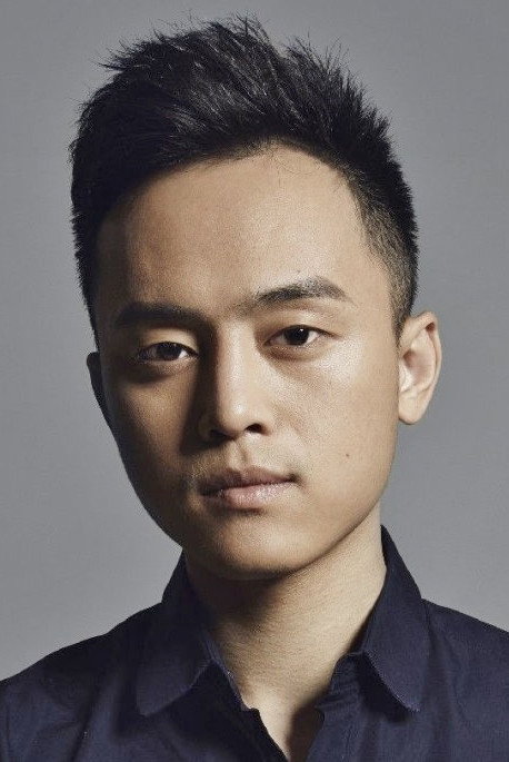 Liu Tong's poster