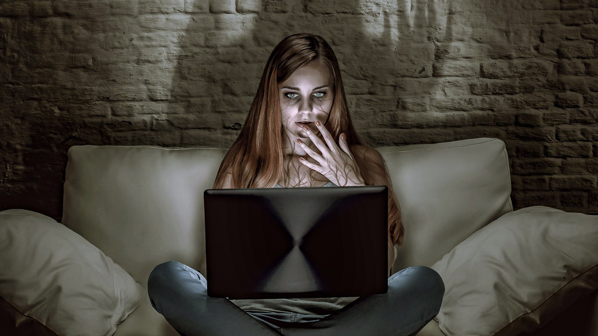 Possession Diaries's poster