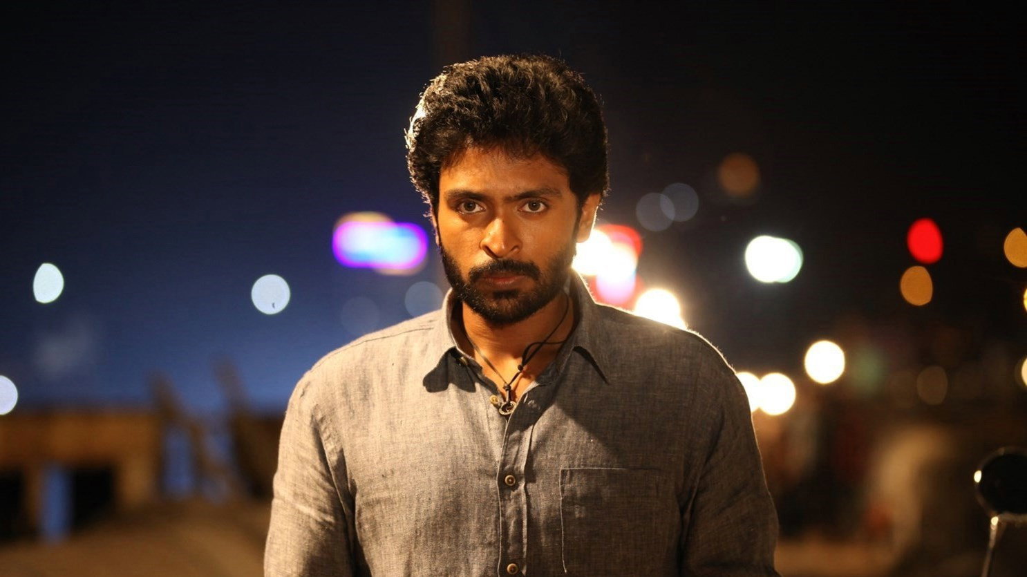 Sathriyan's poster