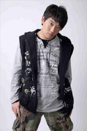 梁庭瑜's poster