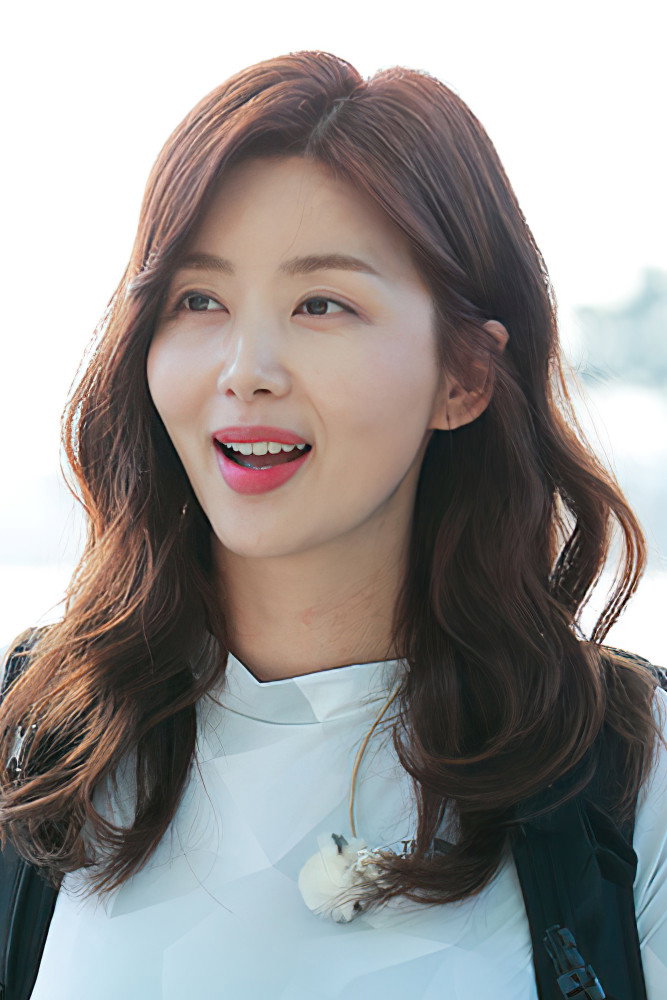 Park Sol-mi's poster