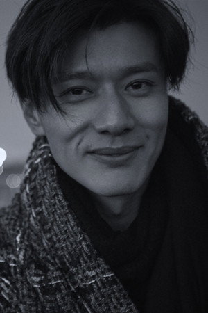 Bai En's poster