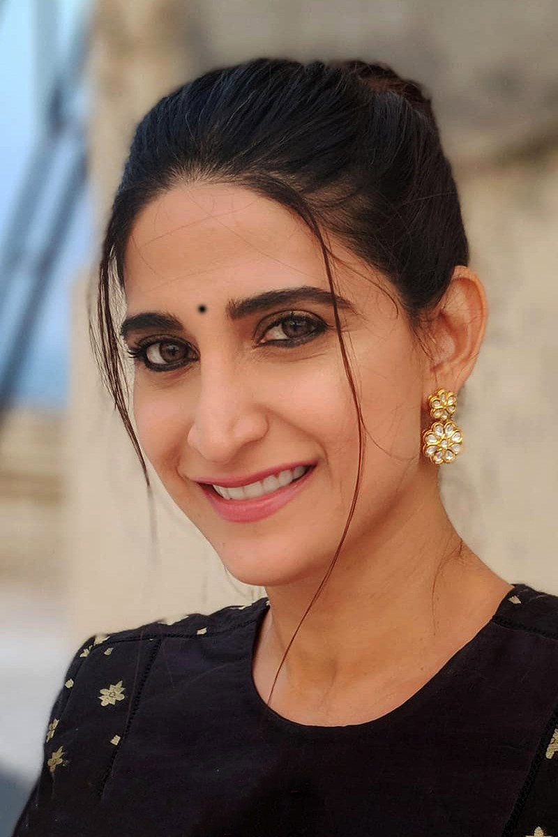 Aahana Kumra's poster