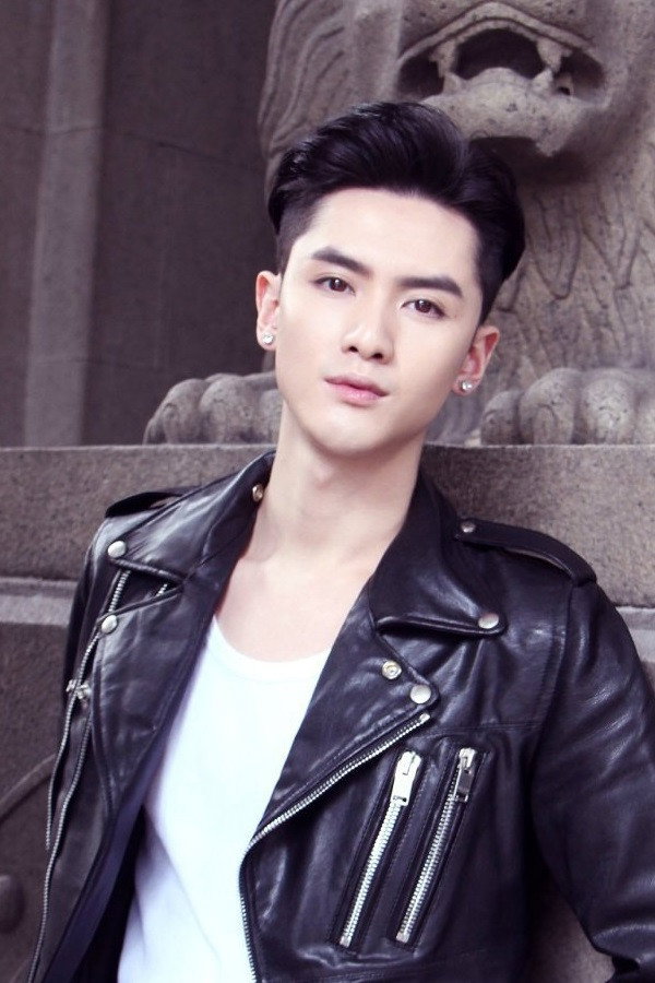 Xiang Ding's poster