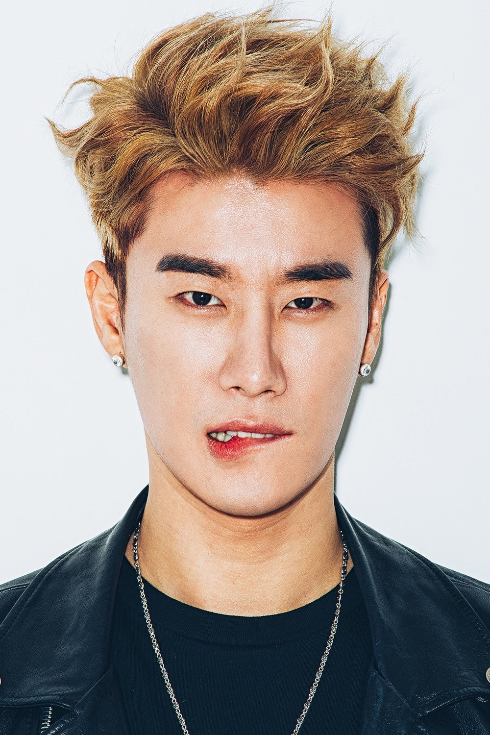 San E's poster