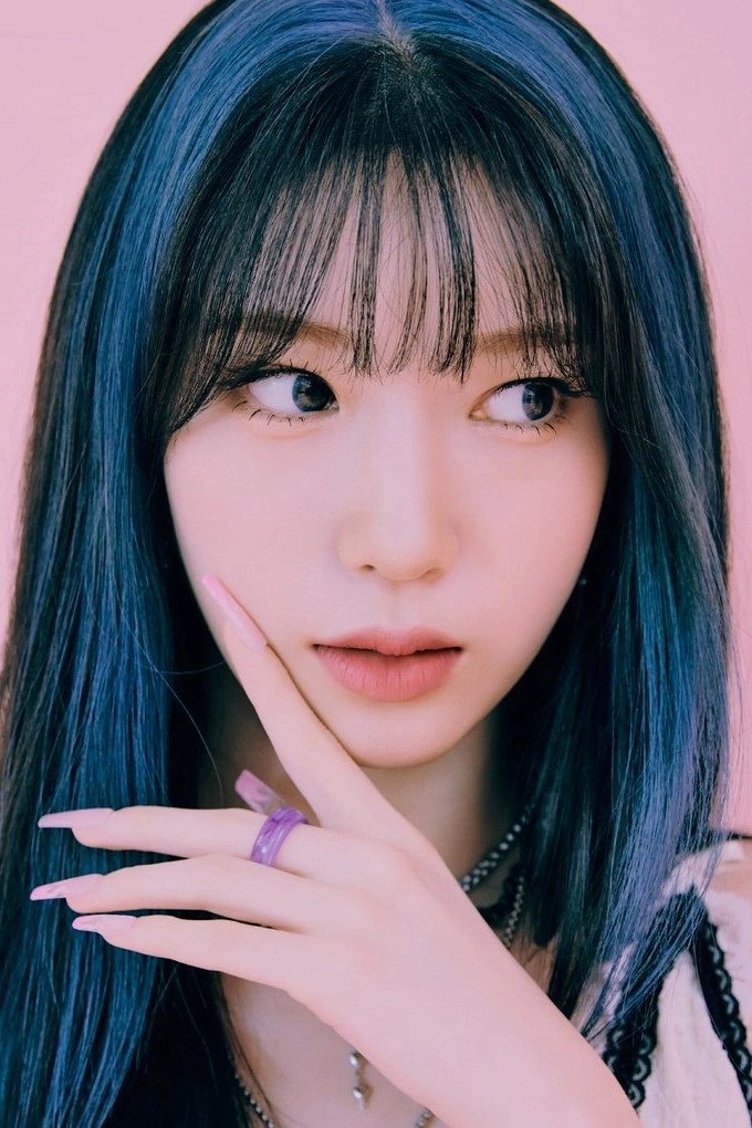 Kim Su-yun's poster