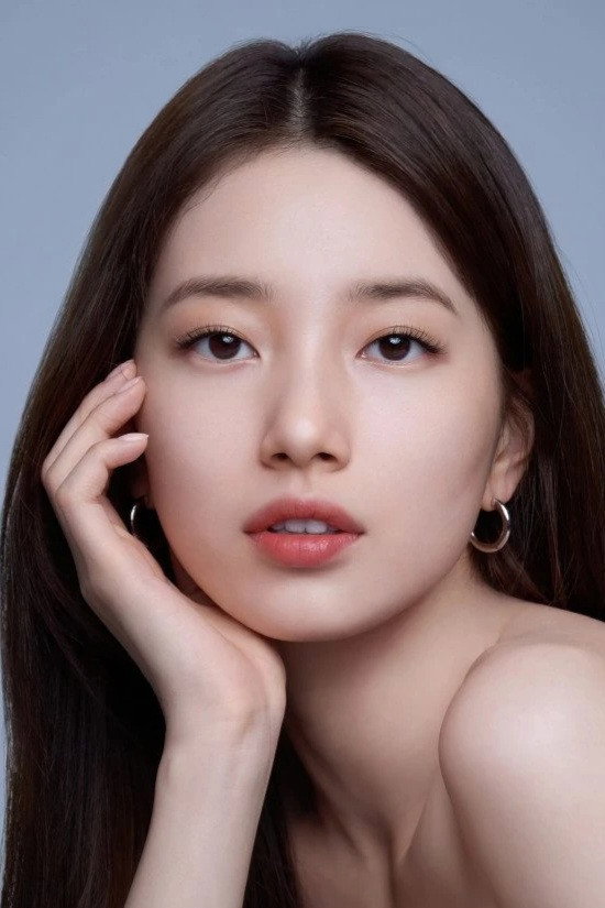 Suzy's poster