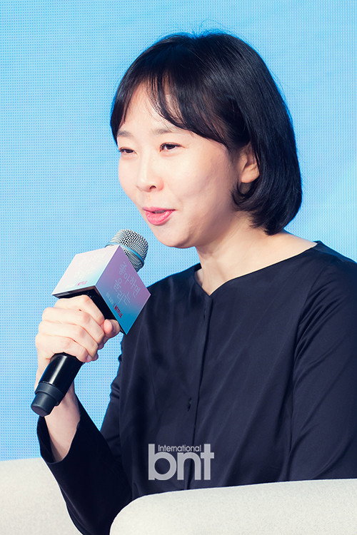 Lee Na-jeong's poster