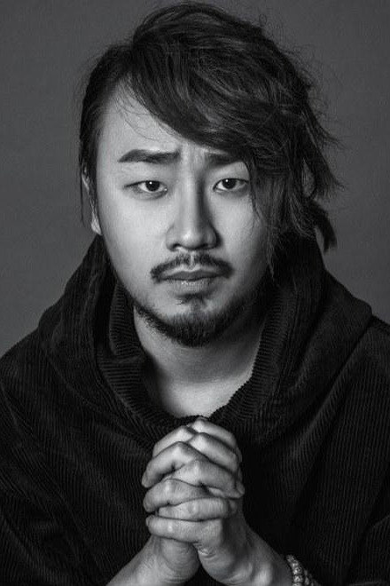 Wang Yiwei's poster