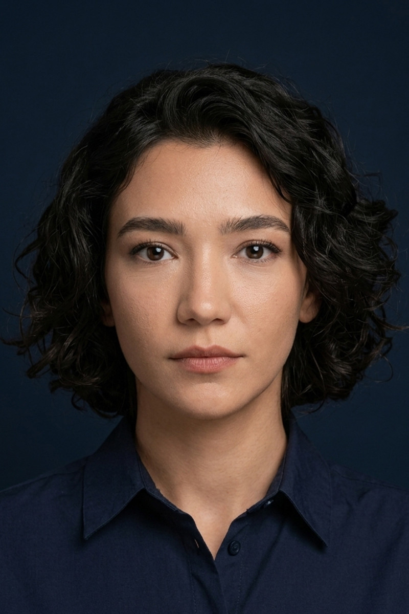 Aybüke Pusat's poster