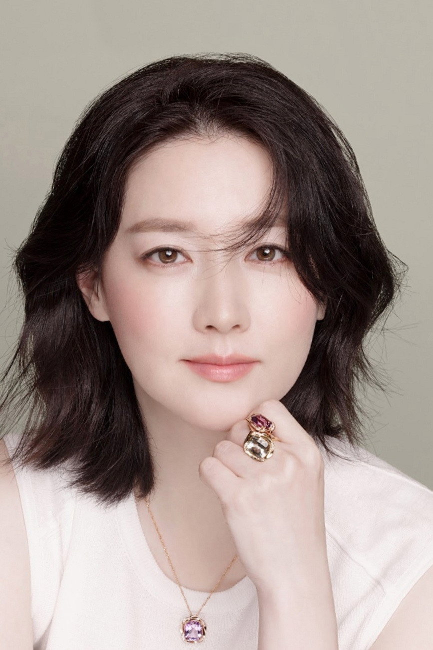Lee Young-ae's poster