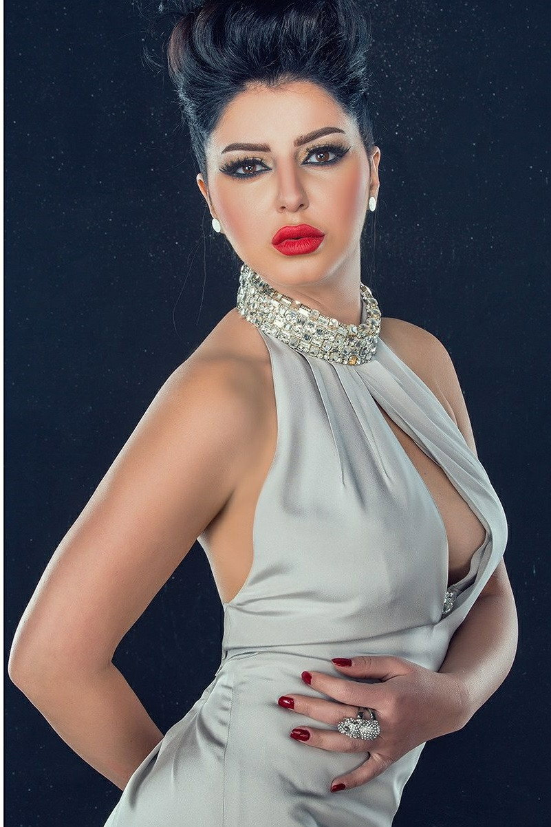 Inaas ElNaggar's poster