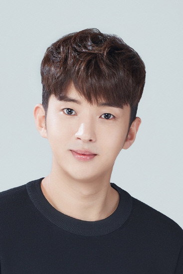 Kim Hee-chan's poster