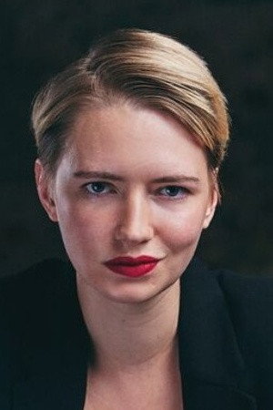 Zoë Valks's poster