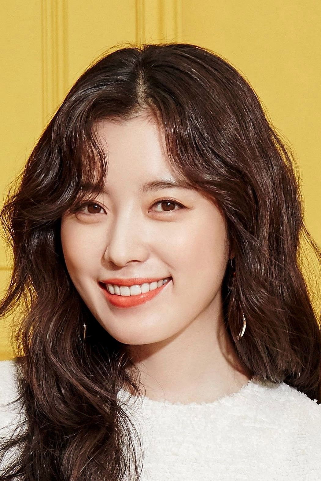Han Hyo-joo's poster