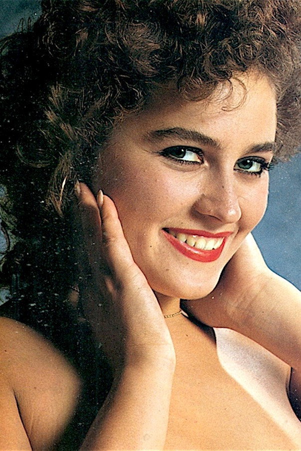 Lory Del Santo's poster