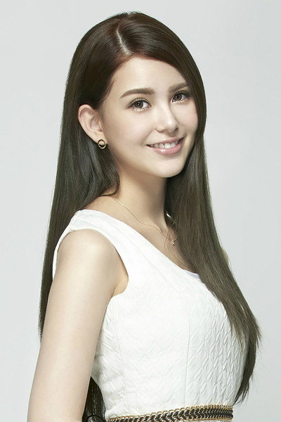 Hannah Quinlivan's poster