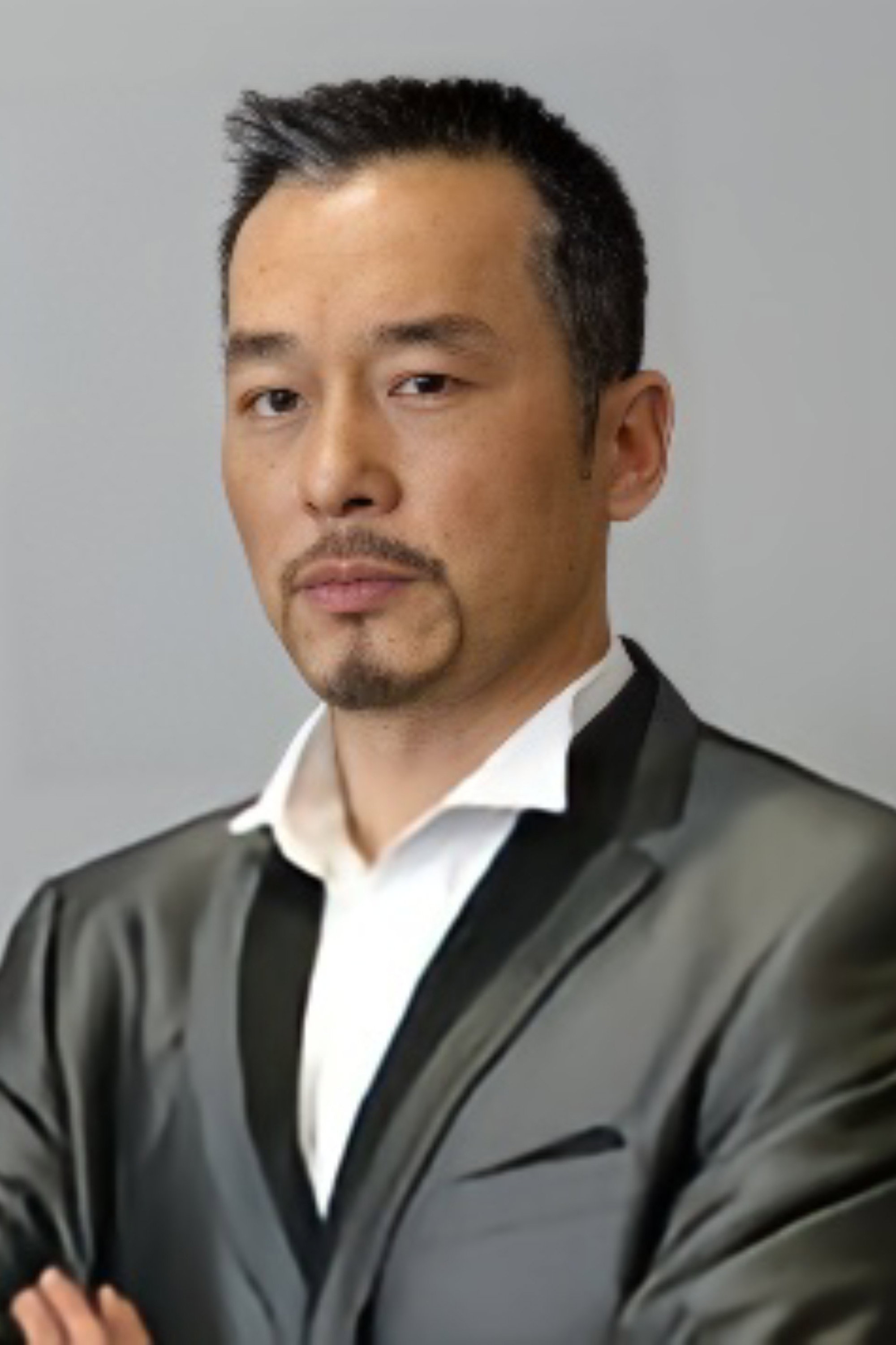何林翰's poster